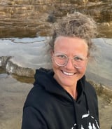 Housekeeper in Victoria - Julia G.