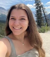 Housekeeper in Calgary - Cassie O.