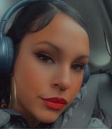 Nanny/Babysitter in Montreal - Raphaelle D.