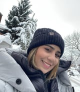 Housekeeper in Cote-Saint-Luc - Jenny D.