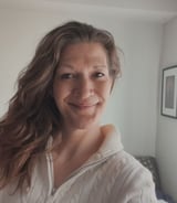 Housekeeper in Edmonton - Laura S.