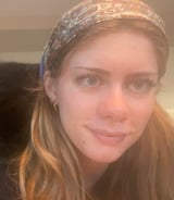 Nanny/Babysitter in Winnipeg - Hana H.