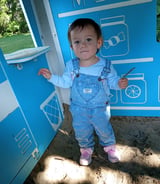 Nanny/Babysitter in Levis - Evening to night nanny // one, one year old girl