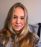 Nanny/Babysitter in Winnipeg - Elliyah N.