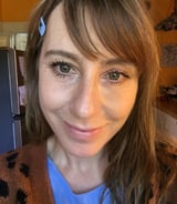 Nanny/Babysitter in Montreal - Jennifer P.