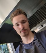 Cook in Milton - Ralfs B.