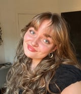 Nanny/Babysitter in Montreal - Raphaelle S.