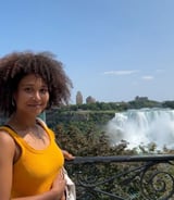 Nanny/Babysitter in Montreal - Nyll C.