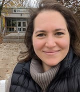 Nanny/Babysitter in Cote-Saint-Luc - We are looking for someone to help with our baby and clean the house.