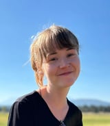 Nanny/Babysitter in Winnipeg - Dielle V.