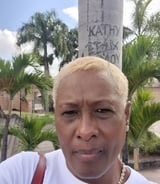 Housekeeper in Dollard-des-Ormeaux - Katherine K.