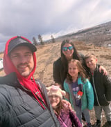 Nanny/Babysitter in Cochrane - Part-Time Nanny – After-School Care & Household Support
