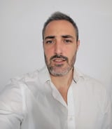 Housekeeper in Laval - Christopher P.