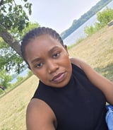 Nanny/Babysitter in Montreal - Deborah M.