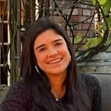 Pet care in Burnaby - Ana Carolina B.