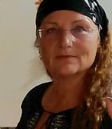Housekeeper in Victoria - Mj B.