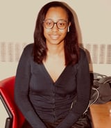 Nanny/Babysitter in Montreal - Elaika Pamela P.