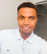 Housekeeper in Calgary - Contact me if you need a job cleaner