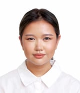 Nanny/Babysitter in Victoria - Juli N.