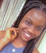 Housekeeper in Calgary - Lynda O.