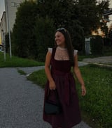 Nanny/Babysitter in Montreal - Zoe F.