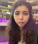 Nanny/Babysitter in Mont-Royal - Mey F.