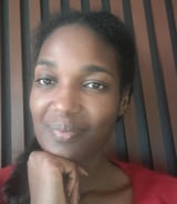 Nanny/Babysitter in Longueuil - Assistant(e) en garderie familiale à temps plein à Longueuil