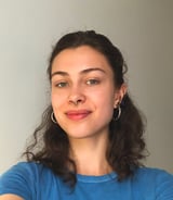 Nanny/Babysitter in Montreal - Flora W.