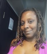 Nanny/Babysitter in Laval - Eve B.