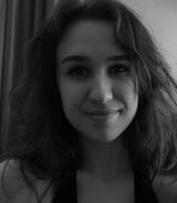 Nanny/Babysitter in Montreal - Jade V.