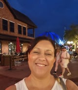 Nanny/Babysitter in Cote-Saint-Luc - Naoual N.