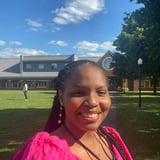 Housekeeper in Winnipeg - Chesyd Uyota I.