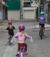 Nanny/Babysitter in Montreal - 10-15 hours/week caring for three cool kids*