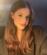 Housekeeper in Richmond Hill - Rebecca M.