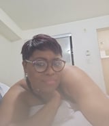 Housekeeper in Sainte-Catherine - Delia W.