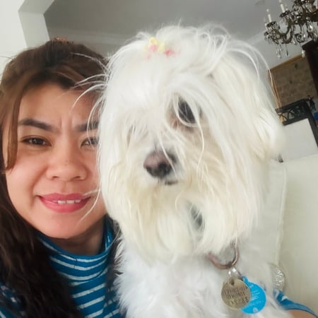 Nanny/Babysitter in Toronto - Winnie M.