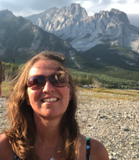 Housekeeper in Fort Saskatchewan - Darlene D.