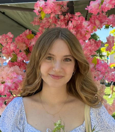 Nanny/Babysitter in Guelph - Lili Ann P.