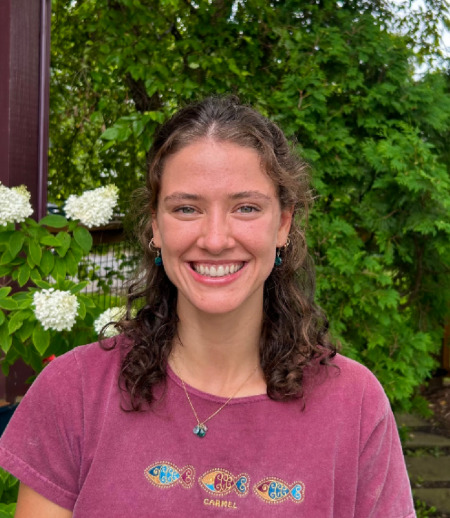 Nanny/Babysitter in Montreal - Kayla S.