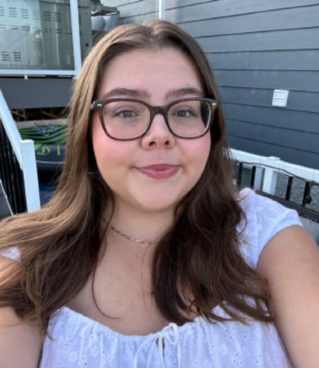 Nanny/Babysitter in Lorette - Jordan S.