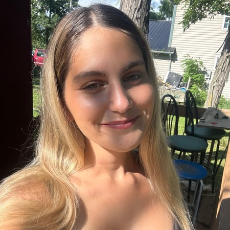 Nanny/Babysitter in Hamilton - Savannah F.