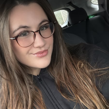 Nanny/Babysitter in Grimsby - Meagan R.