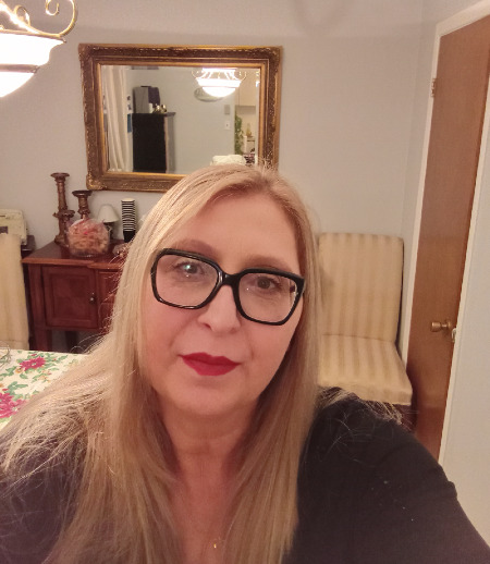 Nanny/Babysitter in Montreal - Gina F.