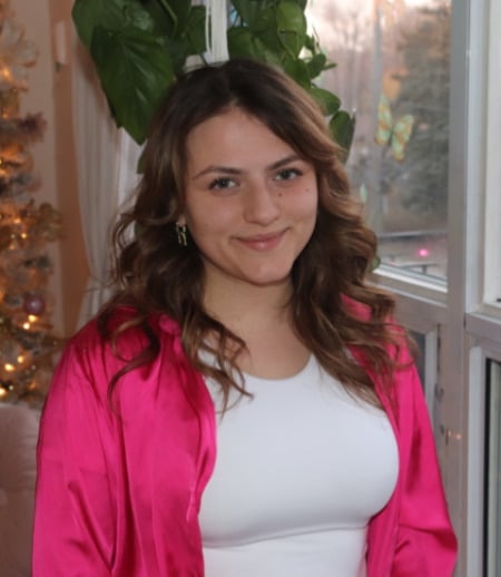 Housekeeper in Toronto - Dina T.