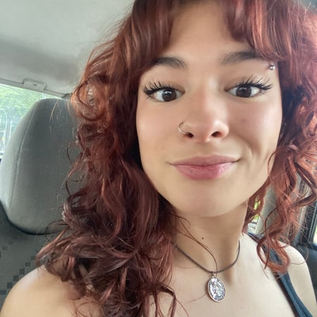 Nanny/Babysitter in Montreal - Clara C.