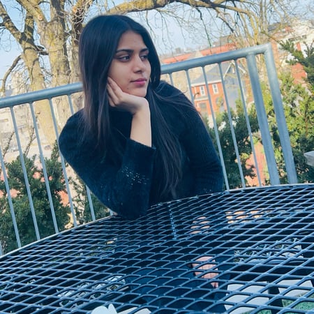 Nanny/Babysitter in Guelph - Hemjits V.