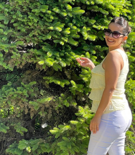 Nanny/Babysitter in Winnipeg - Zllay N.