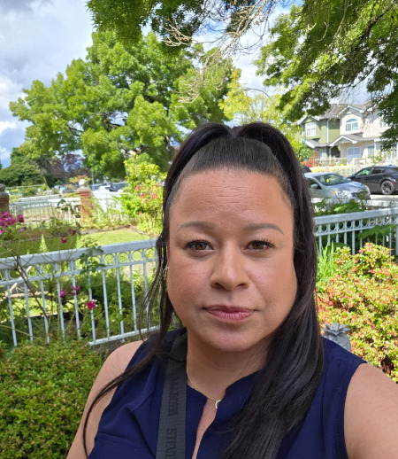 Pet care in Surrey - Crystelle H.