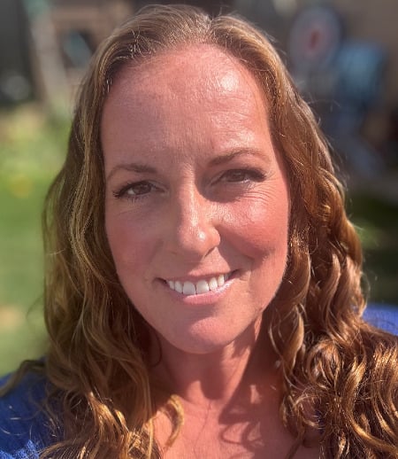 Nanny/Babysitter in London - Looking for a reliable nanny for my two kids and our dog.