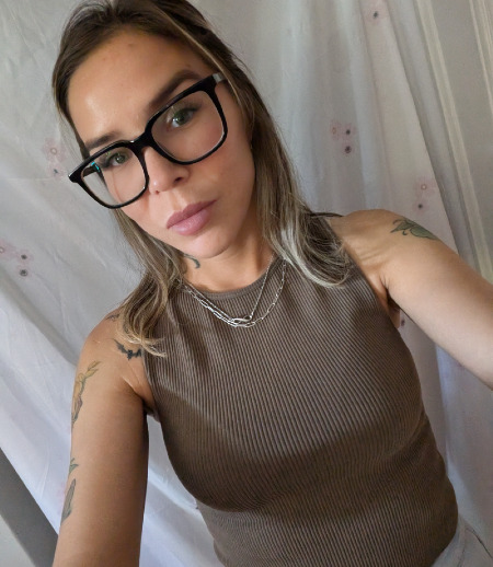 Housekeeper in Hamilton - Paige J.